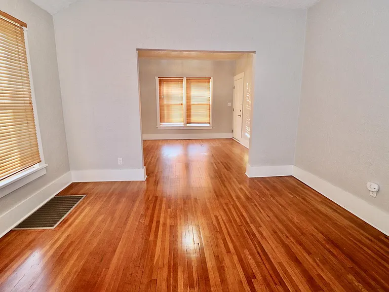 334 Clark Ave — Photo 6