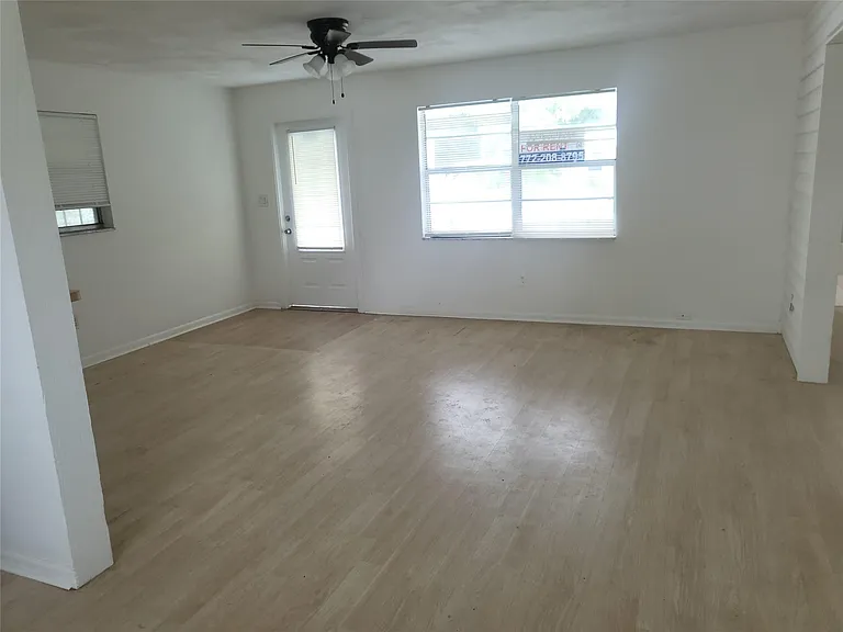 2185 NW 3rd St — Photo 6