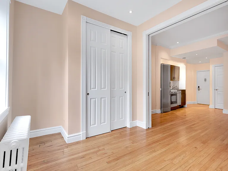 404 E 88th St #5-G — Photo 3