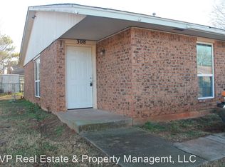308 Kendra Dr, Midwest City, OK 73110