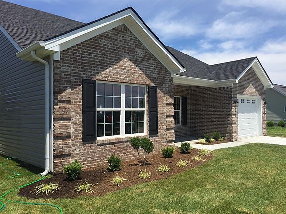 3rd image of 128 Hickory Ct