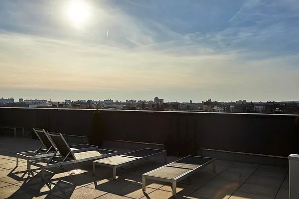 Rented by Lodger Corp | media 23