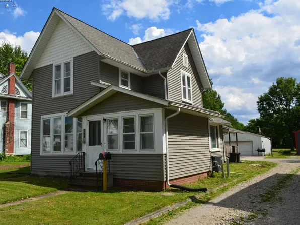 166 E Main St, New London, OH 44851