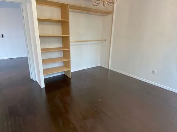 4th image of 2107 W Reservoir St