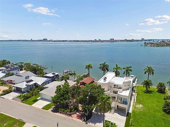 4th image of 720 BOCA CIEGA ISLE DRIVE