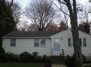 14 Collins Dr, Hudson, MA 01749