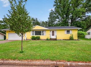 2241 Langsdorf Ave, Red Wing, MN 55066