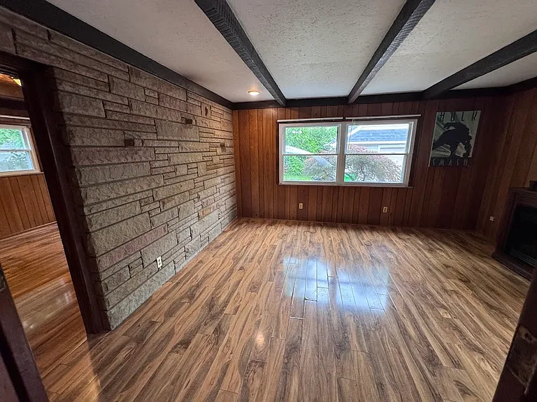1167 Commonwealth Ave — Photo 5