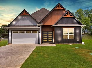 123 Cedar Bend Dr, Trinidad, TX 75163