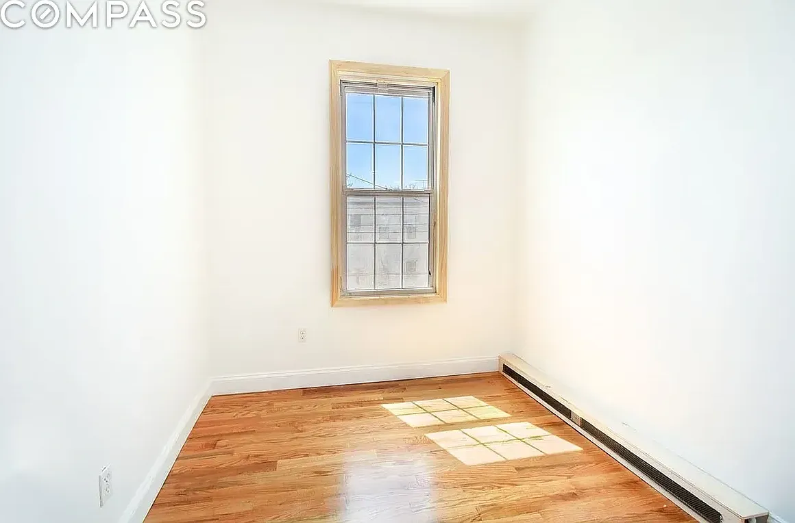 4 bed, 1.0 bath, 1050 sqft, $3,500 — Photo 4