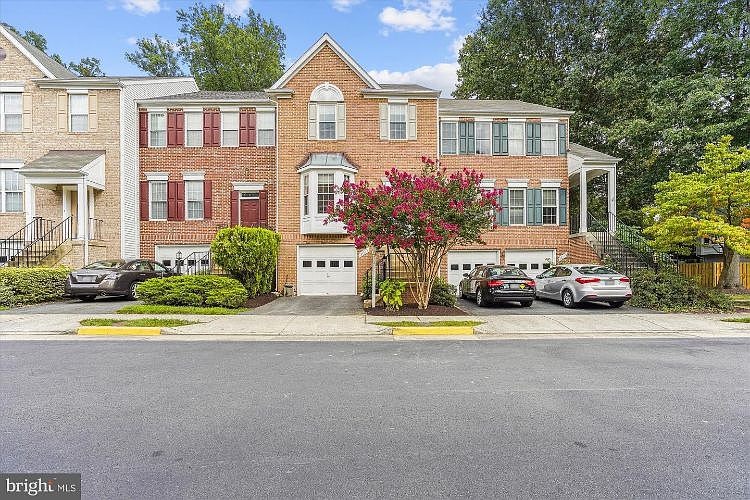 1st image of 3017 Barden Oaks Ct