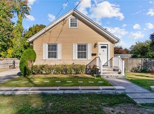 6 Kent St, West Warwick, RI 02893