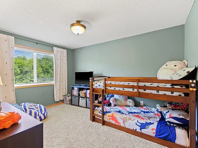 715 Black Forest Rd — Photo 4