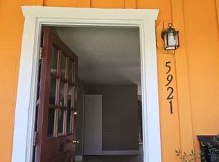5921 S Land Park Dr, Sacramento, CA 95822