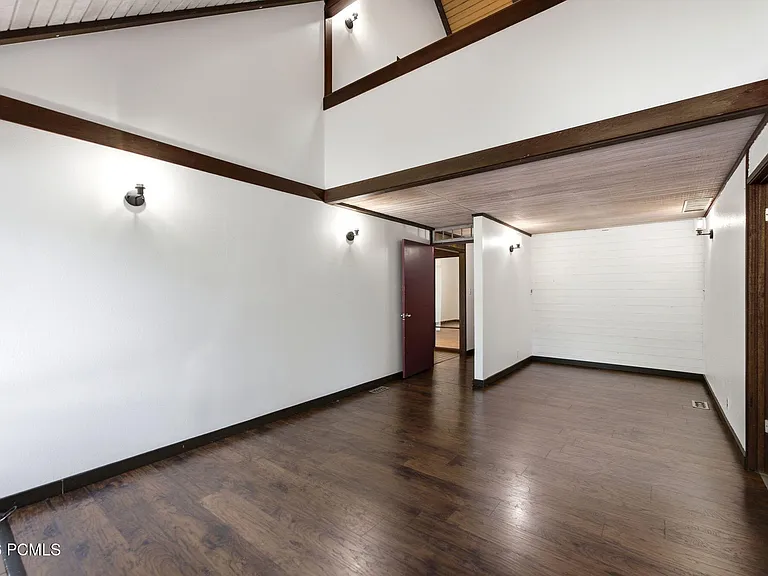 19 Payday Dr — Photo 21