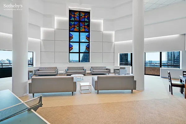 Rented by Sotheby's International Realty | media 13