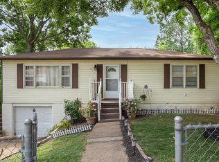 811 Cherokee Trl, Rossville, GA 30741