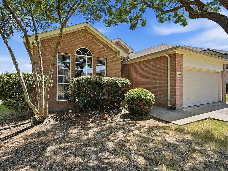 1113 Beaverwood Ln — Photo 27