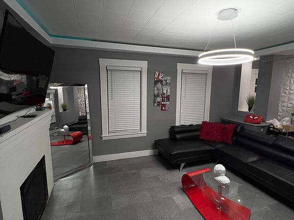 2nd image of 107 Summer St Floor 2