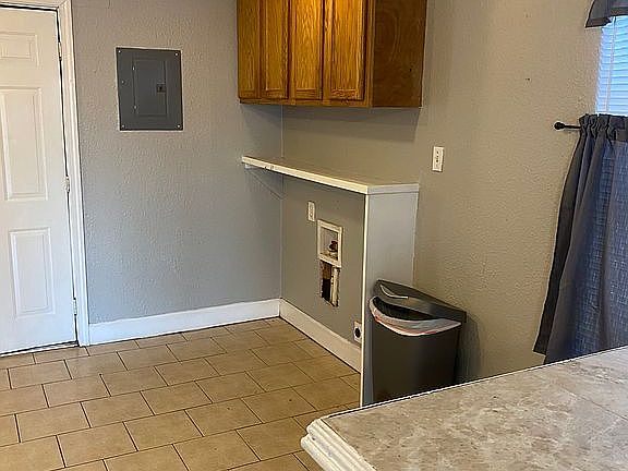 3rd image of 7 Meade Pl