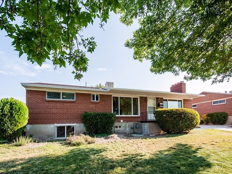 1st image of 5455 W Kathleen Ave