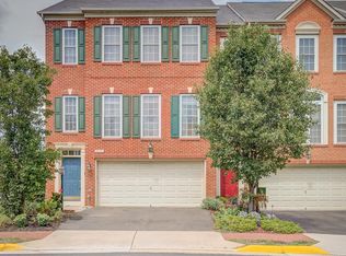 8070 Samuel Wallis St, Lorton, VA 22079