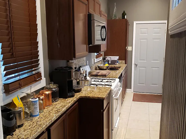 132 S Cherry St — Photo 8