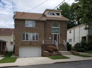 7 Martin Ave, Staten Island, NY 10314