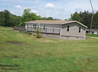 10017 State Route 93 N, New Straitsville, OH 43766