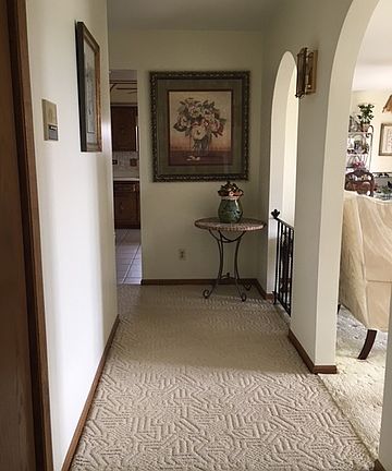 5th image of 15704 Deerfield Ct Unit 2S