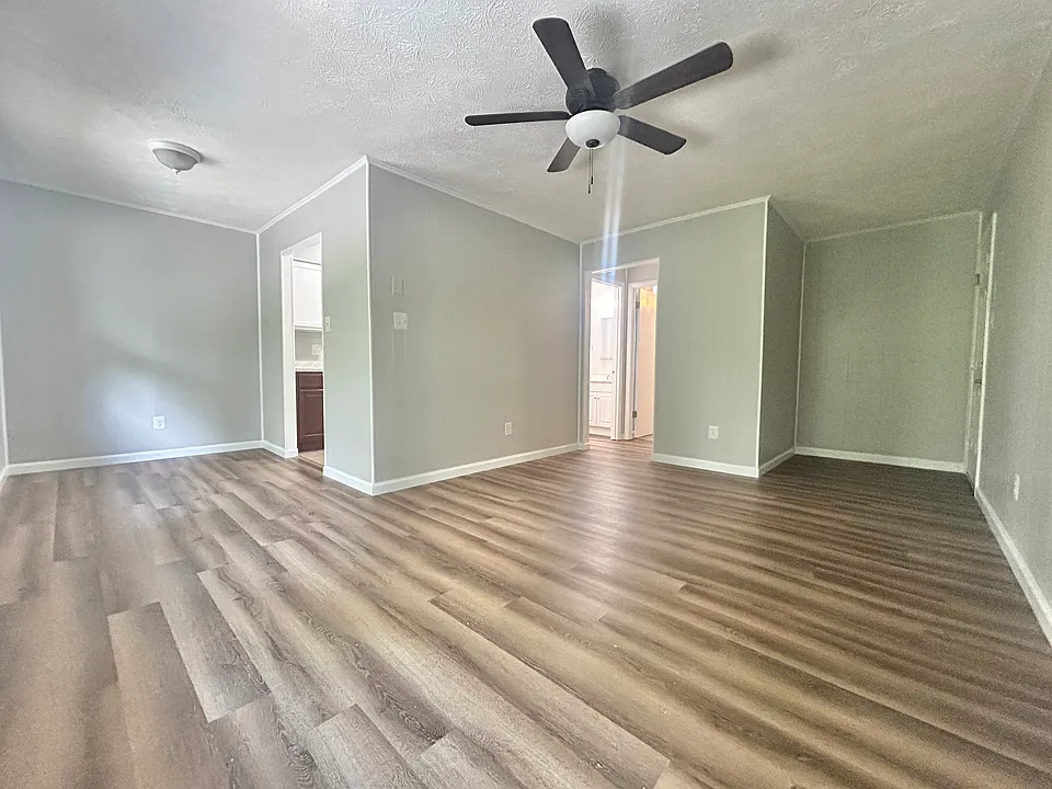 310 Watauga Dr #8