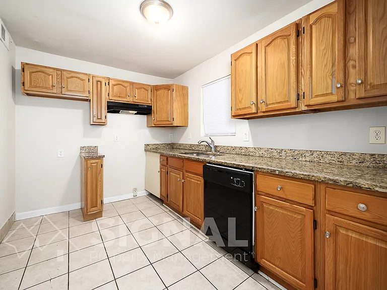 513 Tuscaloosa Ave SW #C — Photo 9