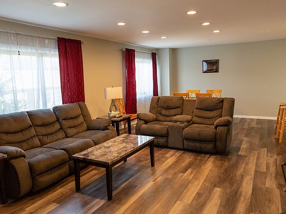 5th image of 5217 N Elston Ave