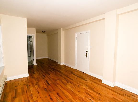 4th image of 1347 N Dearborn St APT 608