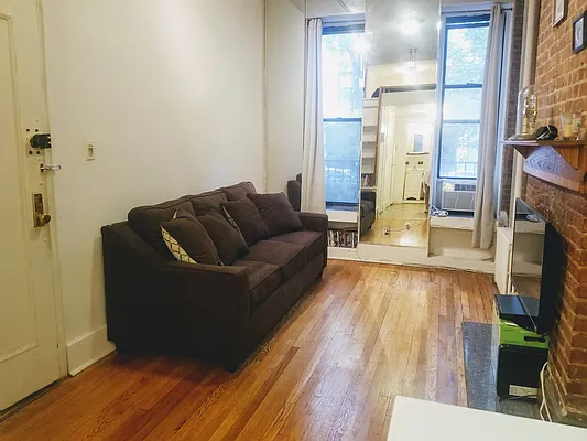 Rented by Oxford Property Group | media 26