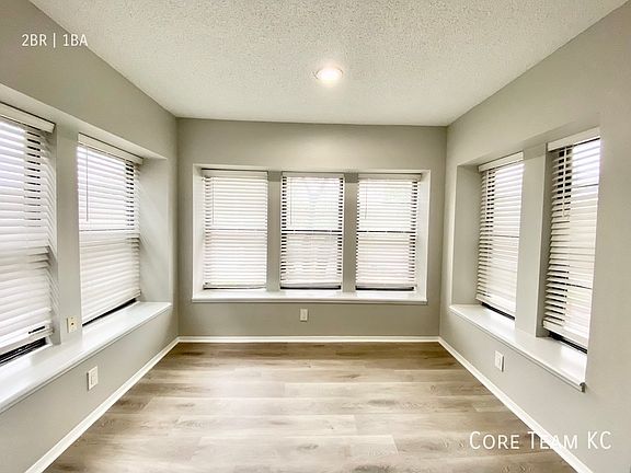 4th image of 3225 Harrison St #3233-2B