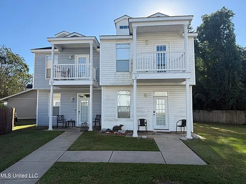 1276 Century Oaks Dr Photo 1