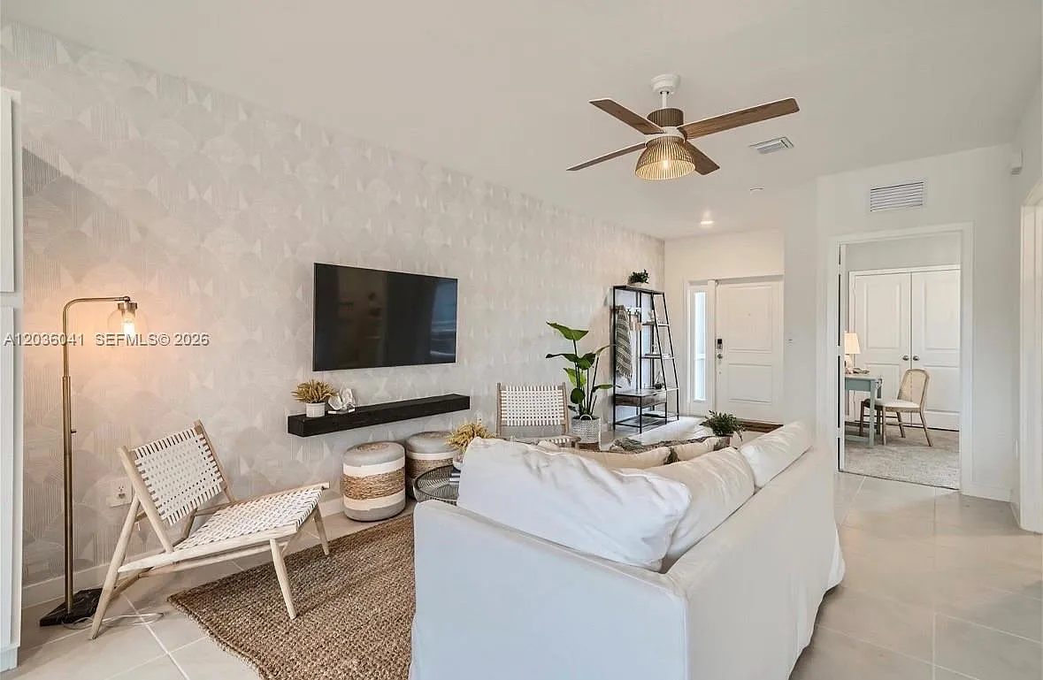 Miami Land And Developmen — Photo 4