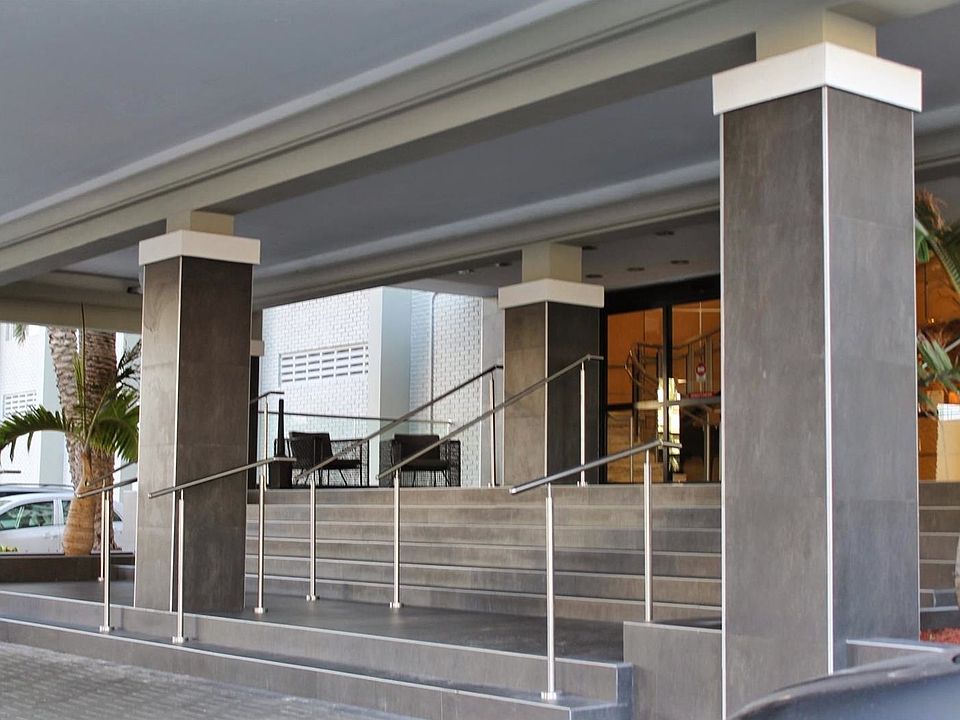 1st image of 6770 Indian Creek Dr Penthouse R