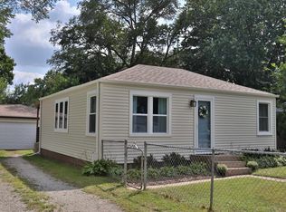237 E Greenview Ave, Rockford, IL 61115