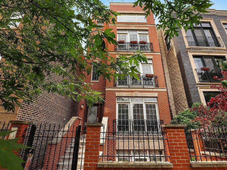 1st image of 1102 N Paulina St #3