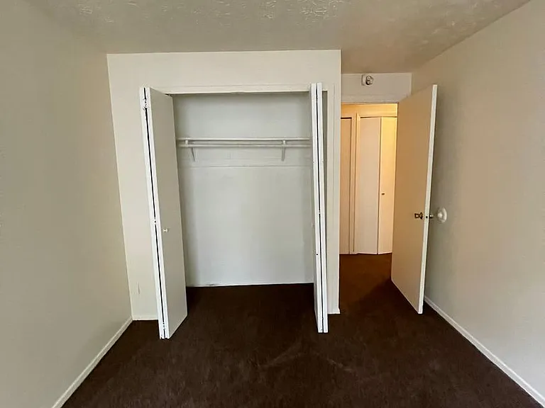 841 Silver Meadows Blvd — Photo 52