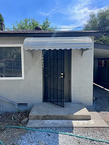 2 bed, $1,900 — Photo 1