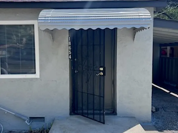 18654 Lloyd Ln, Anderson, CA 96007