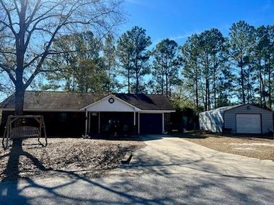 81 Henry Ln, Hinesville, GA, 31313