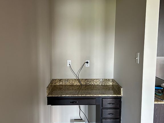 5th image of 14208 Caribbean Dr
