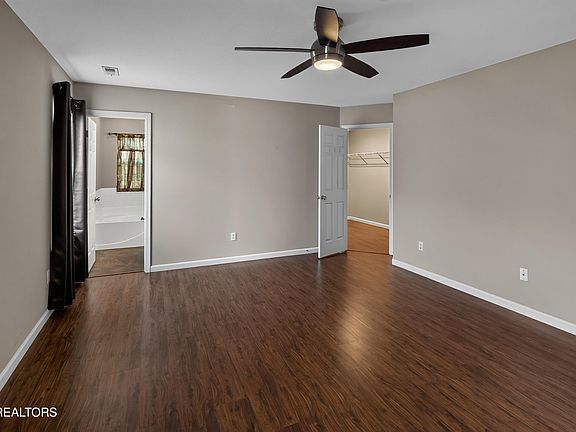 4th image of 1650 Maremont Rd