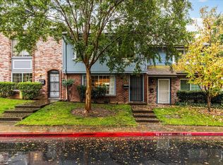 4002 Oak Villa Cir, Carmichael, CA 95608