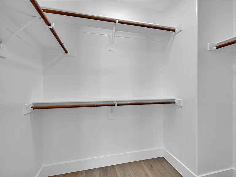 10232 Anoka Ave — Photo 16