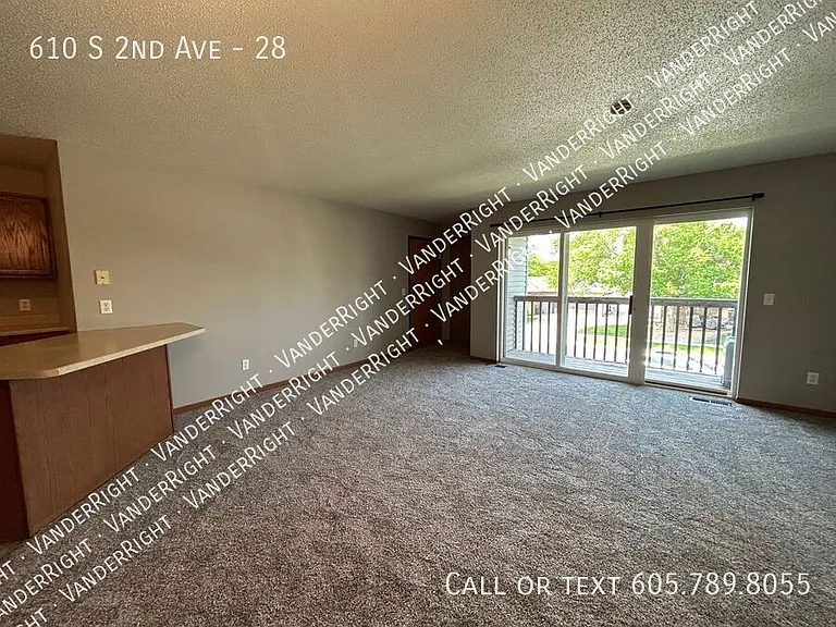 610 S 2nd Ave #28 — Photo 4